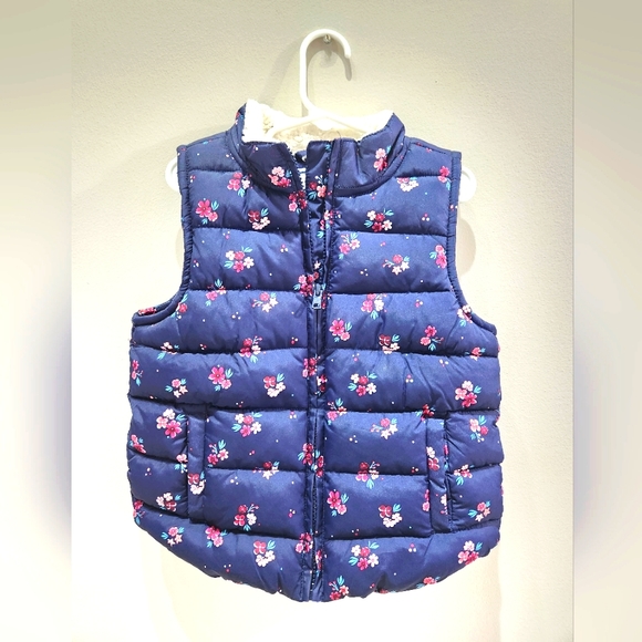 Gymboree fleeced lined puffer vest - Picture 1 of 6